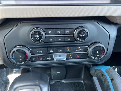 Certified 2022 Ford Bronco Wildtrak AWD/4WD image 27