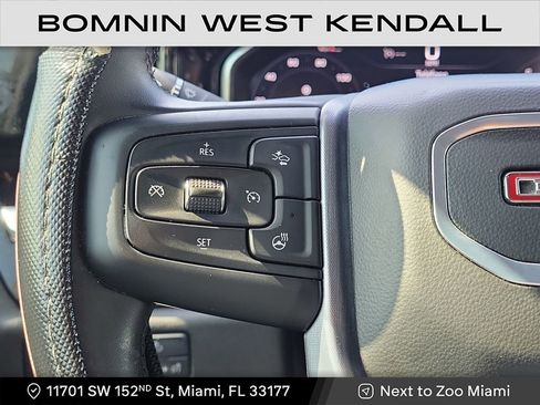 Used 2024 GMC Sierra 1500 SLE image 17