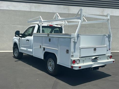 New 2025 Ford F250 XL w/ XL Chrome Package image 2