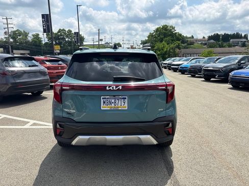Certified 2024 Kia Seltos EX AWD/4WD image 6
