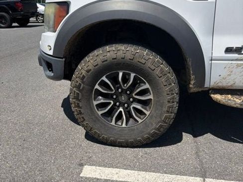 Used 2013 Ford F150 Raptor w/ Plus Pkg AWD/4WD image 12