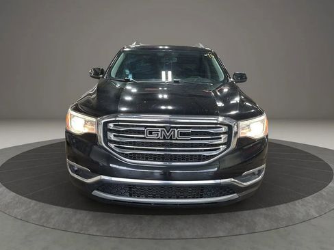 Used 2019 GMC Acadia SLT w/ LPO, Floor Liner Package FWD image 2