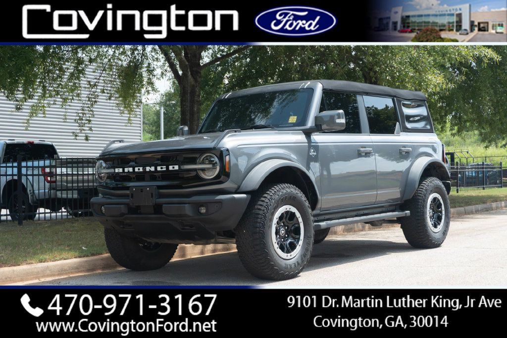 Used 2023 Ford Bronco Outer Banks w/ Sasquatch Package AWD/4WD image 1