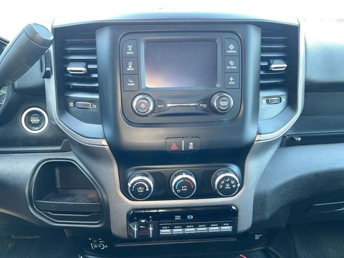 Used 2019 RAM 5500 Tradesman w/ Safety Group AWD/4WD image 5