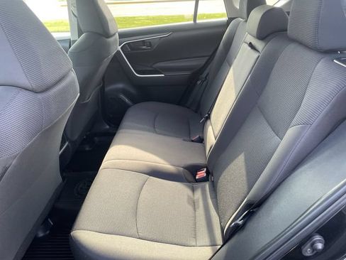 Used 2024 Toyota RAV4 LE AWD/4WD image 29