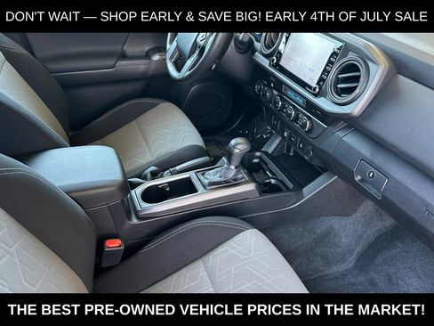 Used 2023 Toyota Tacoma TRD Off-Road AWD/4WD image 19