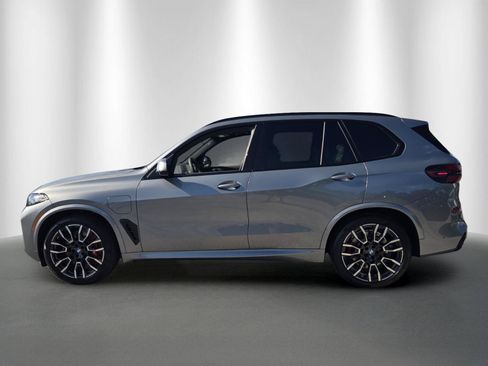 New 2026 BMW X5 xDrive50e w/ Executive Package AWD/4WD image 4