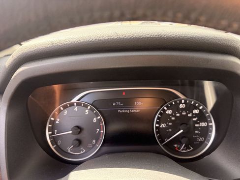 Used 2021 Nissan Titan SV w/ SV Convenience Package AWD/4WD image 27