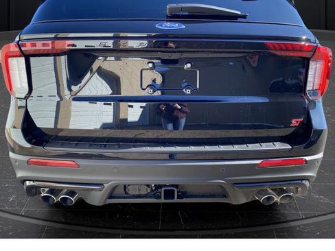 New 2026 Ford Explorer ST w/ Sun And Sound Package image 37