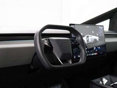 Used 2024 Tesla Cybertruck AWD Crew Cab image 14