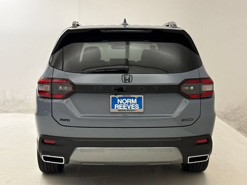 New 2026 Honda Pilot Touring image 8