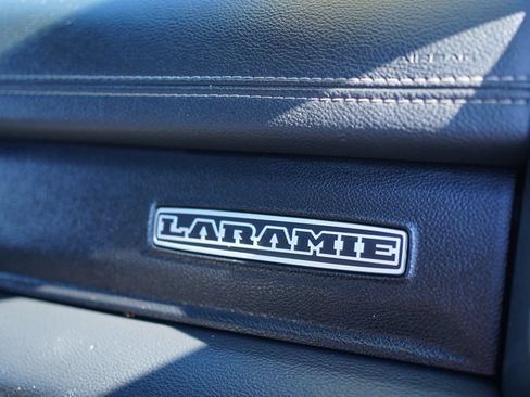 Used 2020 RAM 1500 Laramie w/ Sport Appearance Package AWD/4WD image 22