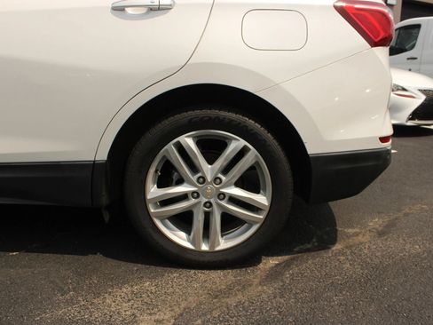 Used 2018 Chevrolet Equinox Premier AWD/4WD image 4