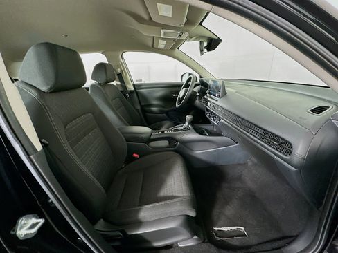 Used 2025 Honda HR-V LX image 28