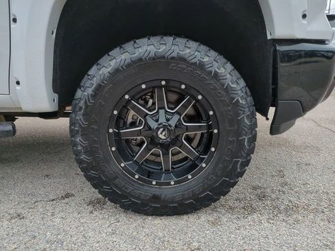 Certified 2024 Chevrolet Silverado 2500 Custom w/ Custom Value Package image 11