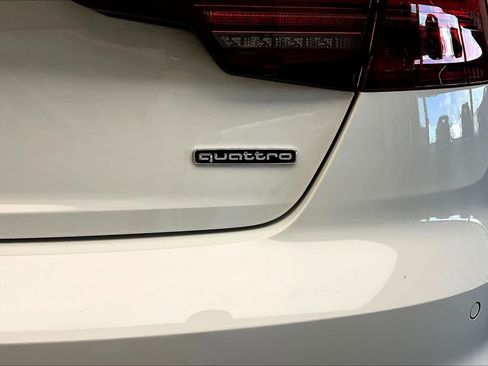 Used 2023 Audi A4 2.0T Prestige w/ Prestige Package image 9