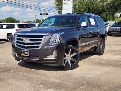 Used 2016 Cadillac Escalade Luxury