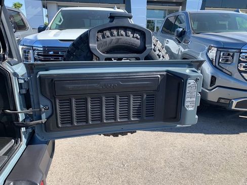 Used 2025 Jeep Wrangler Unlimited Sport S 4xe AWD/4WD image 12