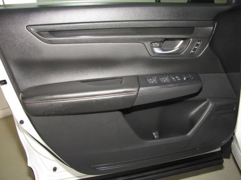 Used 2026 Honda CR-V Sport-L image 10