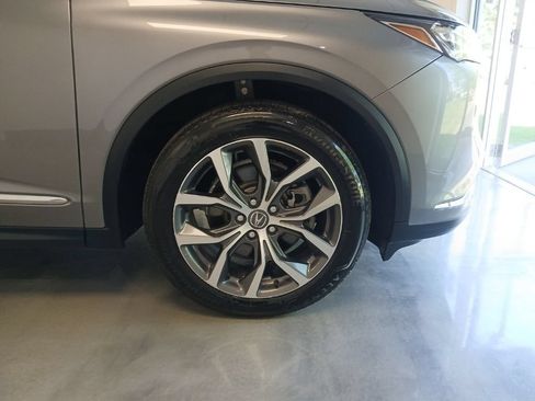 Used 2023 Acura MDX SH-AWD w/ Technology Package image 7