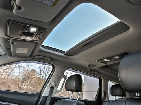 Used 2020 Kia Telluride SX image 16