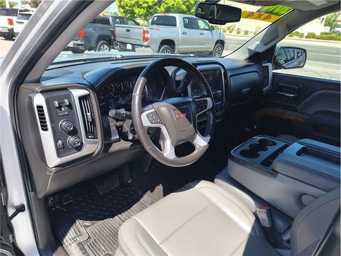 Used 2014 GMC Sierra 1500 SLT w/ SLT Crew Cab Value Package AWD/4WD image 4