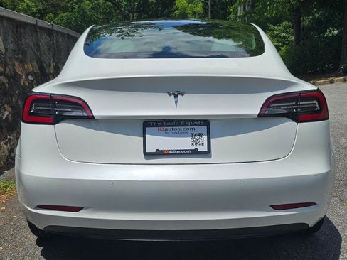 Used 2022 Tesla Model 3 RWD image 8