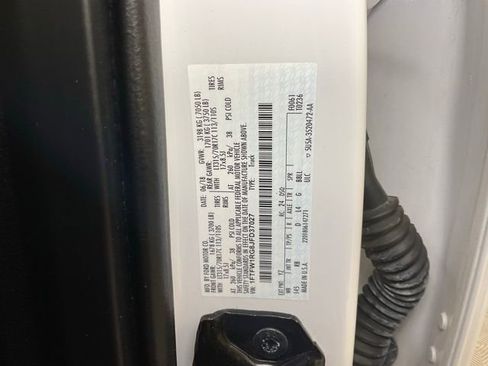 Certified 2018 Ford F150 Raptor w/ Equipment Group 802A Luxury image 28