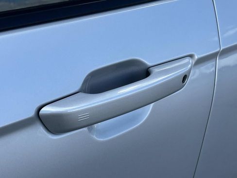 Used 2022 Jeep Grand Cherokee L Limited image 16