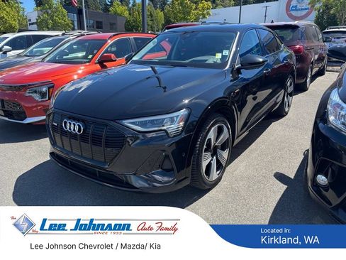 Used 2021 Audi e-tron Prestige w/ Prestige Package AWD/4WD image 1