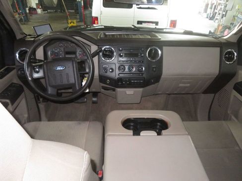 Used 2008 Ford F450 XLT image 41