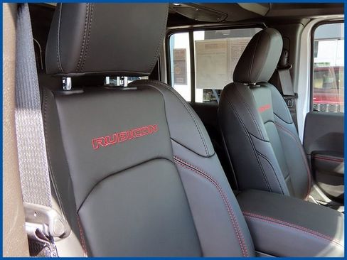 Certified 2024 Jeep Wrangler Unlimited Rubicon image 9