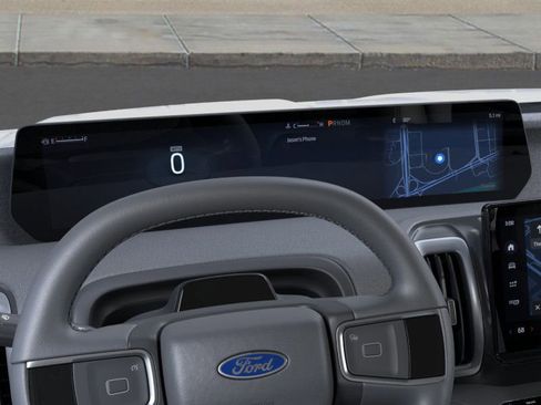 New 2025 Ford Expedition Active image 13