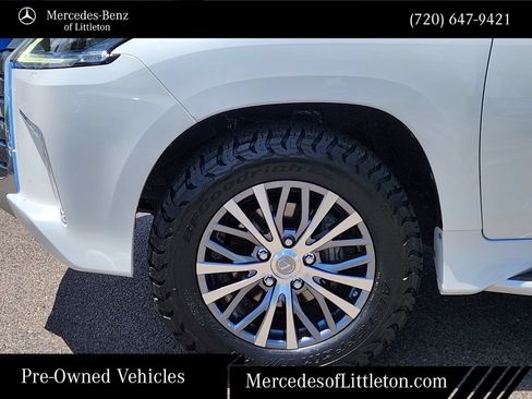 Used 2019 Lexus LX 570 4WD w/ Luxury Package image 9