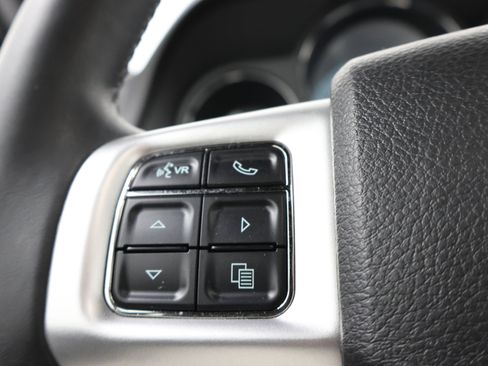 Used 2011 Dodge Challenger SRT8 w/ Green w/Envy Group image 16