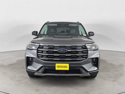 Used 2026 Ford Explorer Active w/ Active Comfort Package AWD/4WD image 2