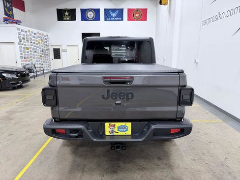 Used 2022 Jeep Gladiator Sport AWD/4WD image 6