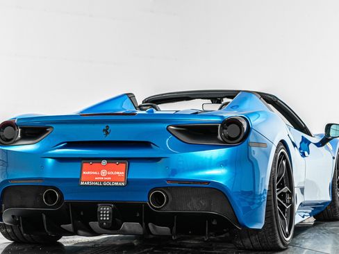 Used 2017 Ferrari 488 Spider RWD image 9