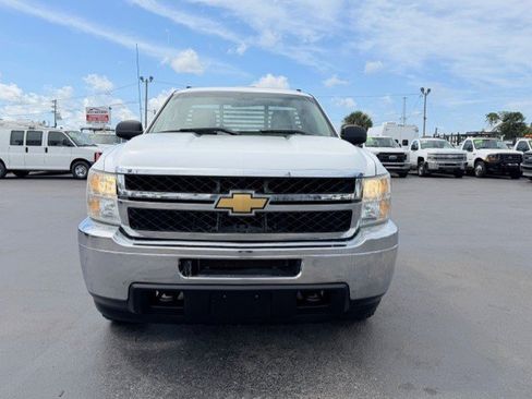Used 2012 Chevrolet Silverado 2500 W/T RWD image 3