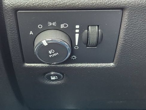 Used 2017 Jeep Grand Cherokee Limited AWD/4WD image 20