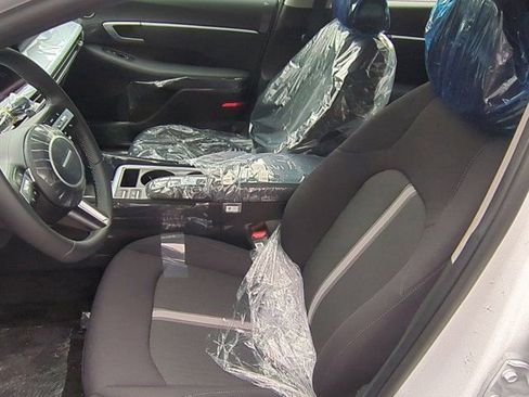 New 2025 Hyundai Sonata SEL image 9