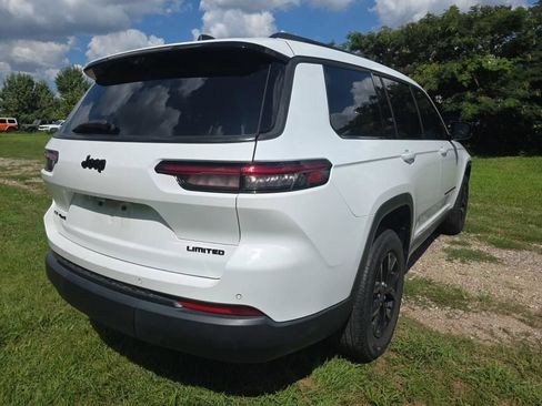 Used 2022 Jeep Grand Cherokee L Limited w/ Luxury Tech Group II AWD/4WD image 6