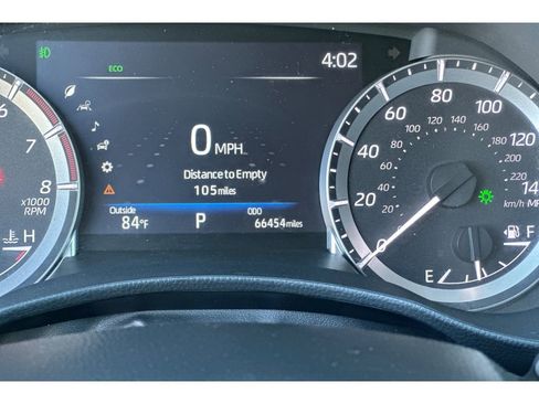 Used 2023 Toyota Highlander LE image 30