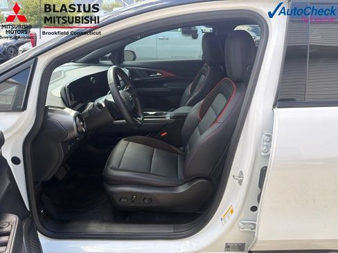 Used 2024 Chevrolet Equinox EV RS FWD image 14