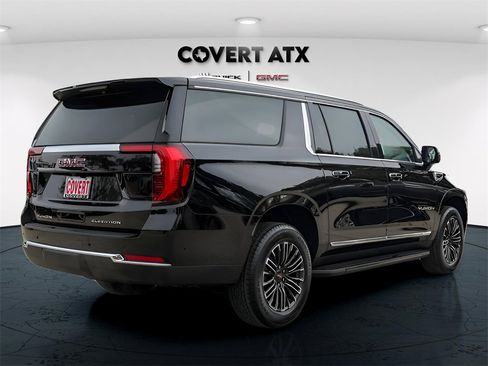 Used 2026 GMC Yukon XL Elevation image 7