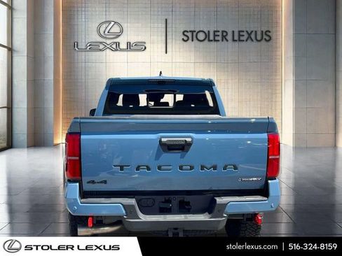 Used 2026 Toyota Tacoma TRD Off-Road w/ TRD Off Road Premium Package AWD/4WD image 4