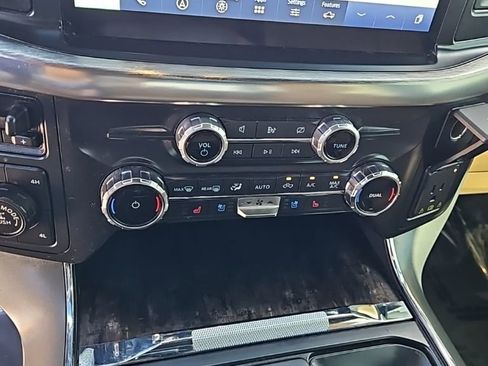 Used 2022 Ford F150 Lariat AWD/4WD image 18