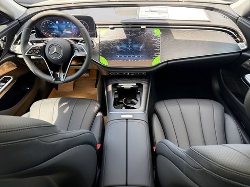 New 2027 Mercedes-Benz E 450 4MATIC Sedan image 14
