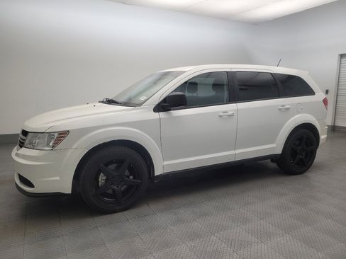 Used 2015 Dodge Journey American Value Package w/ Flexible Seating Group image 2