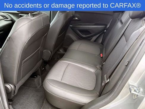 Certified 2022 Chevrolet Trax LT w/ Driver Confidence Package image 14